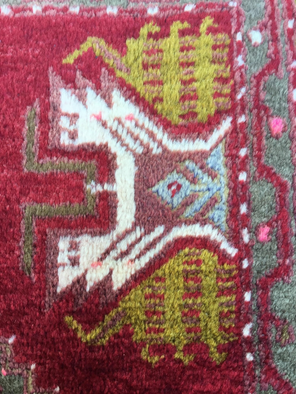 【送料無料】手織りトルコ絨毯 Small Size 92x47cm ヴィンテージ ラグ 6枚目の画像