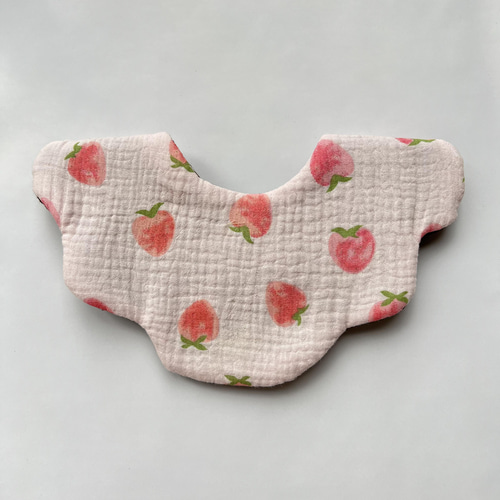 ハンドメイドスタイ オーダースタイ ぽこ様お名前刺繍スタイ オーダー