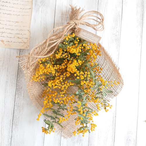 送料無料】ドライフラワーミモザスワッグ. ドライフラワー Lina Liry