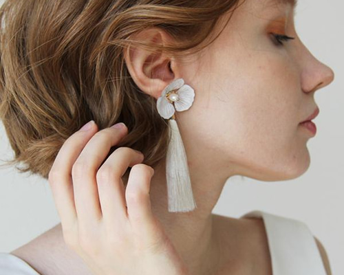 mellow ドライフラワー イヤリング タッセル 一点物 美品 作家アクセ ad4035a07e5a6ece62751c1c9e3ab0
