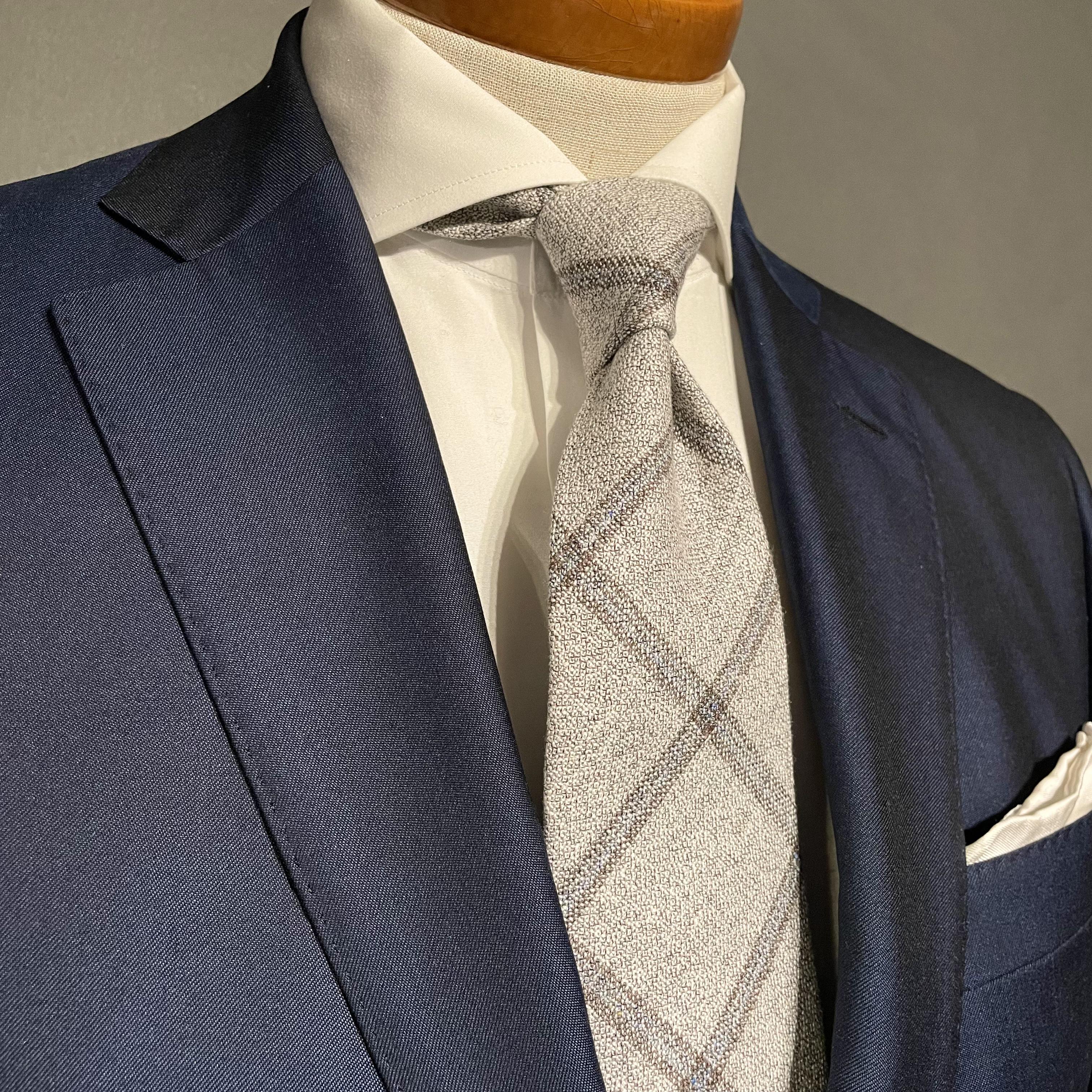 【受注製作】グレー／ライトブルー／チェック／イタリア生地／ネクタイ／ギフト　【別途】メッセージ・イニシャル刺繍オーダー