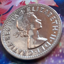 ギターピック 幸せのシックスペンス イギリス  ラッキー6ペンス 英国コイン   美品です 本物 19.5mm 2.8g 2枚目の画像