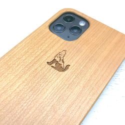 名入れ無料 iPhone 木製ケース ウルフ 天然木 2枚目の画像