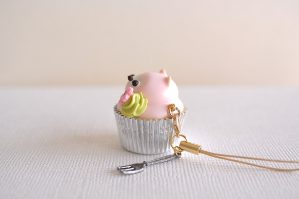 桜たぬきケーキ 3枚目の画像