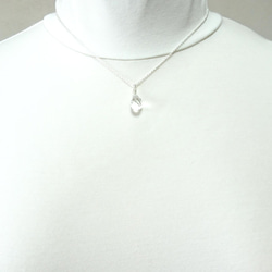クリスタルの一粒ネックレス   ドロップ型クリスタル AAA  ブリオレットカットのネックレス。大人のピアス Ⅶとお揃い 6枚目の画像