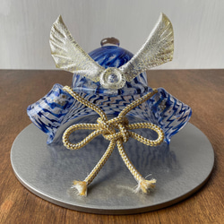 ガラスの兜飾り　飛翔（青）コンパクト 五月人形 端午の節句 レースガラス 1枚目の画像