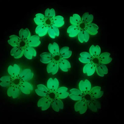 蓄光桜のヘアピンペア 6枚目の画像