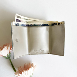 【Flowers】牛革のミニミニ財布　本革　ホワイト　ピンク　イエロー 10枚目の画像