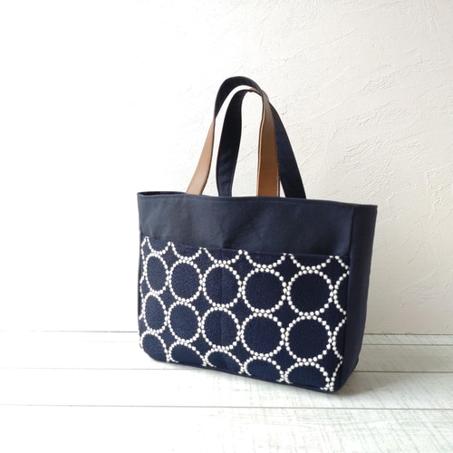 ミナペルホネン タンバリン[ネイビー×ホワイト]とキャンバス トート  
