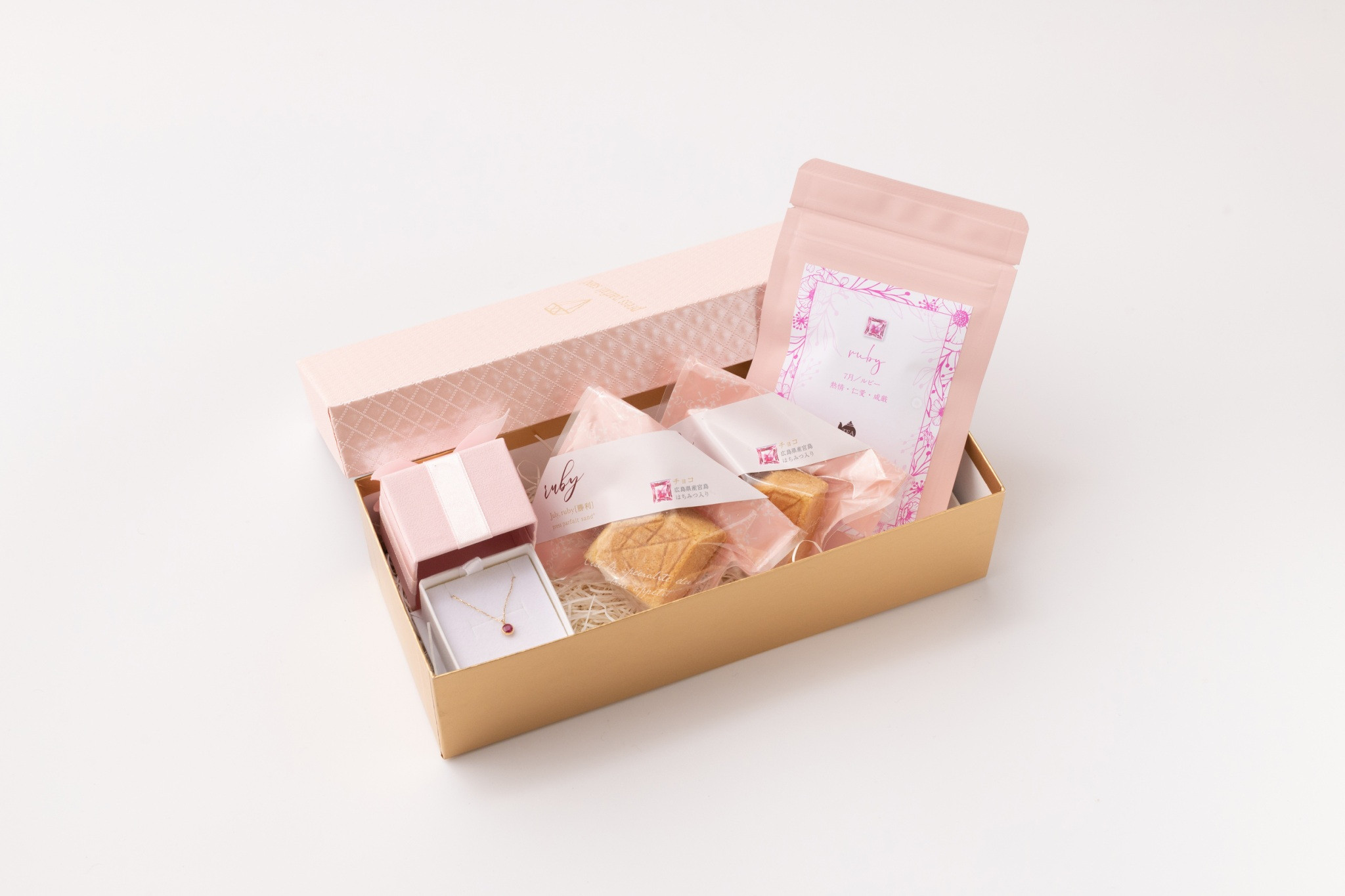 【誕生日・記念日のお祝い】7月 ネックレス・プレスパフェサンド・紅茶セット