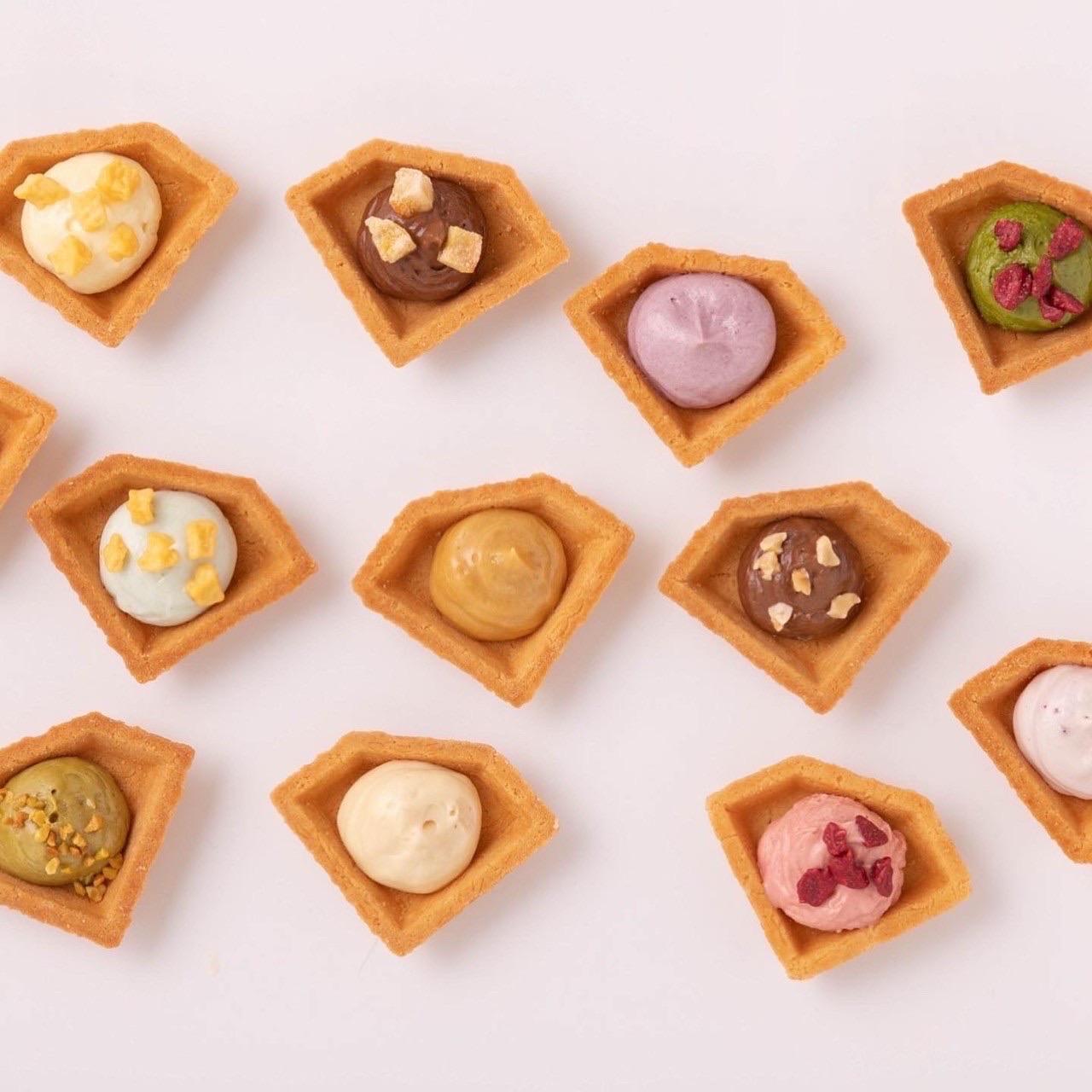 【誕生日・記念日のお祝い】12月 ネックレス・プレスパフェサンド・紅茶セット