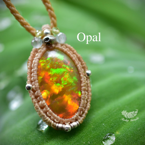 マーシャです。エチオピアオパールペンダント エチオピアオパールペンダントトップ（シルバー925/ゴールドメッキ