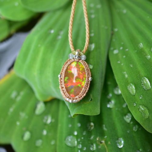 幻想の色☆エチオピアオパール マクラメペンダント247 ネックレス