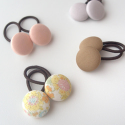 ベビー&キッズ　ころりんヘアゴム【4個セット】花×ブラウン 3枚目の画像