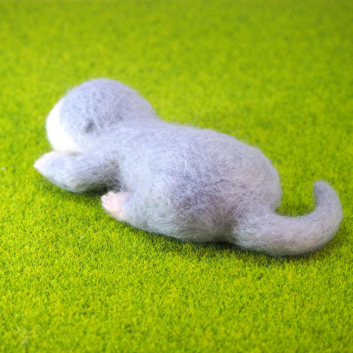 羊毛フェルト　エゾフクロウの赤ちゃん H441-638 ニードルフェルトでつくるどうぶつたち