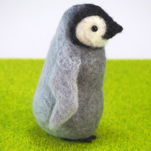 もこもこ 皇帝ペンギンの赤ちゃん 羊毛フェルト 羊毛フェルト ふ