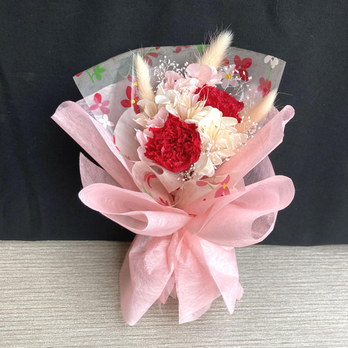 プリザーブドフラワー　母の日　かご花　カーネーション入　ギフトラッピング付き プリザーブドフラワー 母の日 かご花 カーネーション入 ギフト