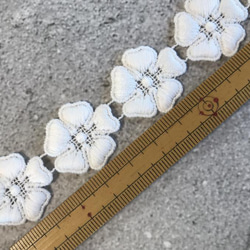 【再販】2.8m コットンケミカルレース 5弁の花柄 モチーフ 日本製 lace-No,096-2.8 5枚目の画像