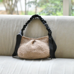 エバゴス かごバッグ　リボン　編み　かぶせ布　レザー　ブラック　ハンドバッグ 黒 エバゴス かごバッグ リボン 編み かぶせ布 レザー ブラック