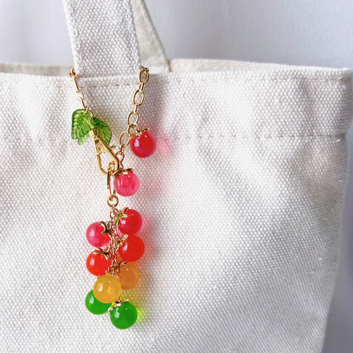 ミニトマト バッグチャーム レジン ゴールド キーホルダー バッグ