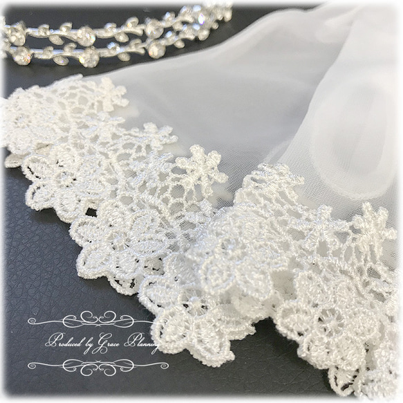ウェディンググローブ結婚式 挙式 オフホワイト 白 刺繍 ショート レースグローブ 手袋  g281/GL071236 3枚目の画像