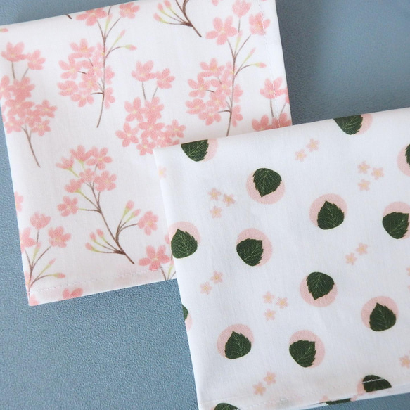 桜と桜餅のお花見コットンハンカチの2枚ギフトセット　母の日 ギフト 送別 誕生日などギフトにも 4枚目の画像