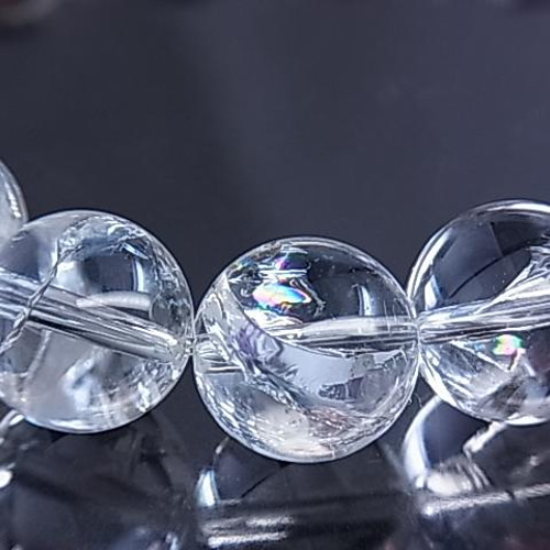 レア質　レインボー入り　キラキラ　天然ヒマラヤアイリスクォーツ約16.4㍉ブレス 虹入り アイリスクォーツ レインボー 水晶ブレスレット キラキラ 七色