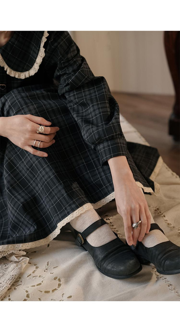 黒チェック柄のロングスカート　レトロ　プリーツスカート 14枚目の画像