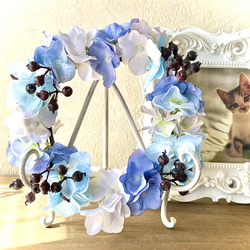 虹の橋のかおり いつかまた会えるあの子へ 虹の橋の花冠 ブルー お供えの花冠 お悔やみの花冠 リース ギフト 1枚目の画像