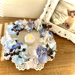 虹の橋のかおり いつかまた会えるあの子へ 虹の橋の花冠 ブルー お供えの花冠 お悔やみの花冠 リース ギフト 2枚目の画像