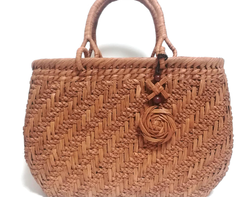 山葡萄バッグ(定番三つ編み)