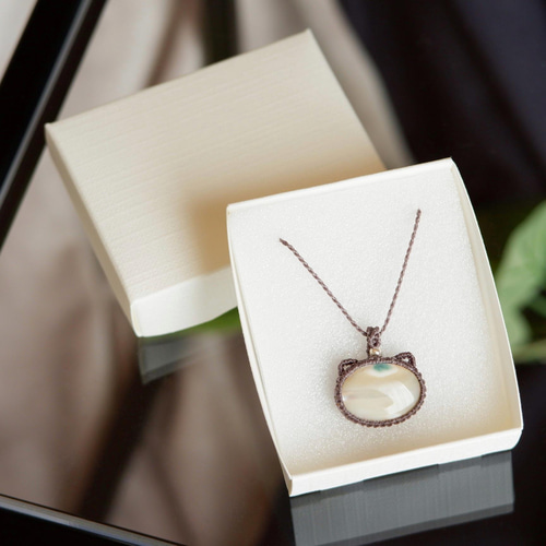 1点もの】 石猫ちゃんネックレス 夜光貝 真珠層 Silver925 天然石