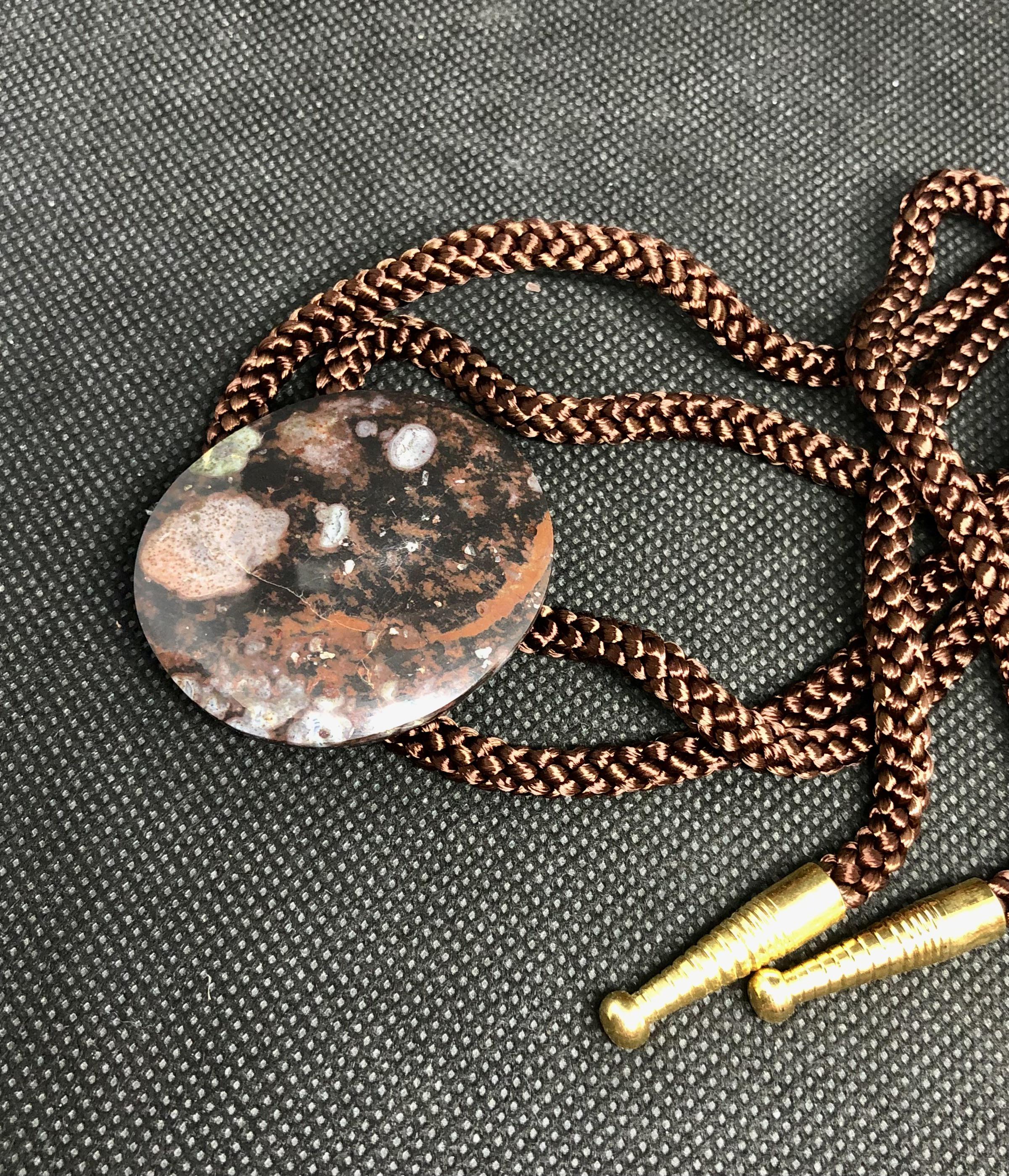 梅花石　ループタイ