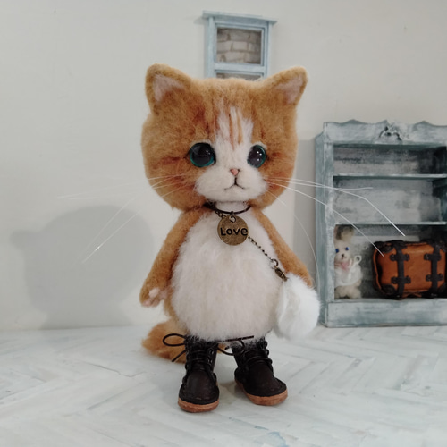 パンダさんの帽子をかぶったねこのぬいぐるみ 羊毛フェルト 猫 羊毛