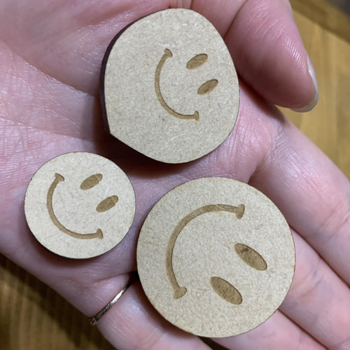 スマイル スマイリー ニコちゃん マグネット 磁石 5個セット（ランダム