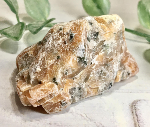 生命力の石 オレンジ カルサイト ラフストーン 原石 天然石 東洋占星術