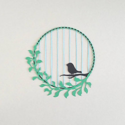 窓辺の小鳥(重ね切り絵ver) 2枚目の画像