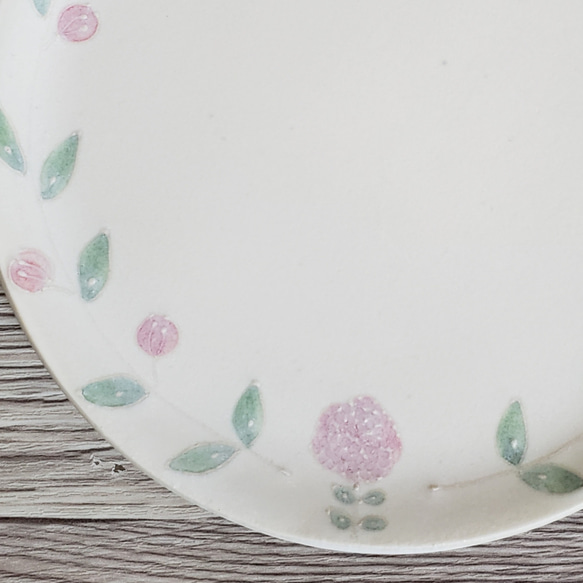 お花いっぱい柄のプレート皿(中) 4枚目の画像