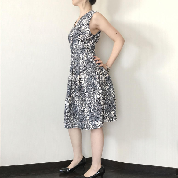 Vネック ノースリーブ ワンピース 【 着物リメイク 】 一点物 / 青