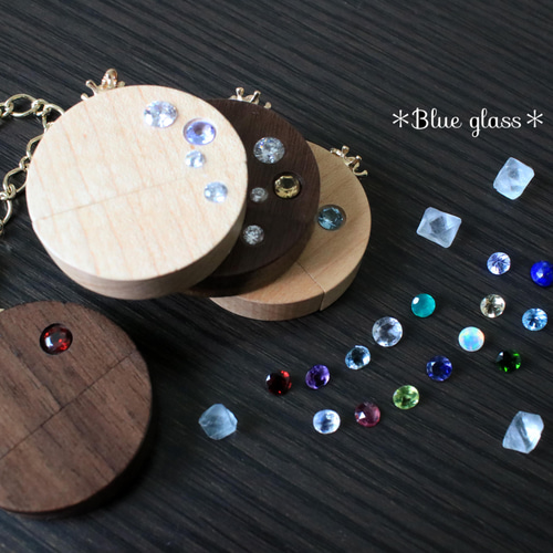 ぬくもりある天然木のパーツを組み合わせて作るペンダント 受注製作＊木のぬくもりのUSBメモリ＊BirthStoneUSB＊9月発送分