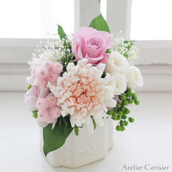 プリザーブドフラワー＜エクラン Sサイズ＞ピンク ホワイト 菊 ローズ 【仏花 お供え花】 2枚目の画像