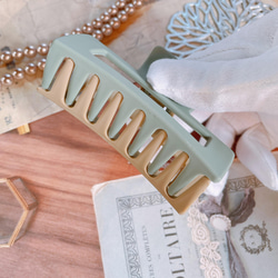 【数量限定】マットくすみカラー✱シンプルスクエアバンスクリップ【E-38-a.b】 9枚目の画像