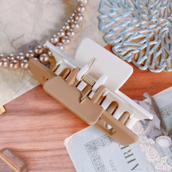 【数量限定】マットくすみカラー✱シンプルスクエアバンスクリップ【E-38-a.b】 7枚目の画像