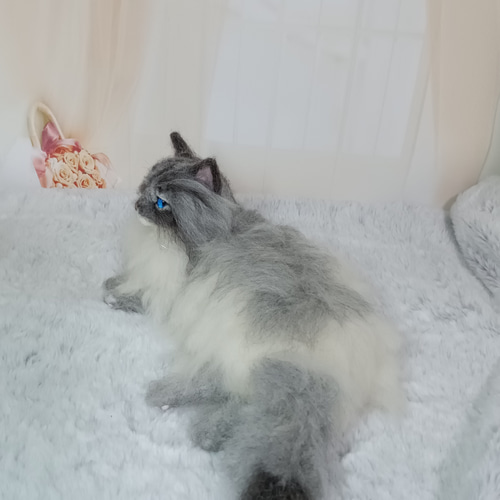 羊毛フェルト ロングヘアキャット～くつろポーズ 猫 ノルウェージャン