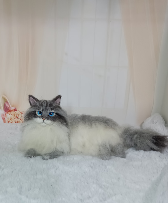 羊毛フェルト猫 三毛猫(ロングコート)ブローチ にゃっ展2025ワークショップ予約【羊毛フェルトで作る三毛猫の