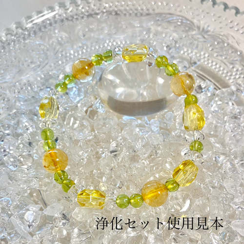 絆》アイオライトとアクアマリンの天然石ブレスレット 3月誕生石 華奢