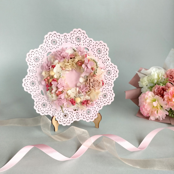 優しいピンクのお花❁フレームリース　受注制作　ギフト　インテリア　プリザーブドフラワー　ドライフラワー　母の日ギフト 2枚目の画像