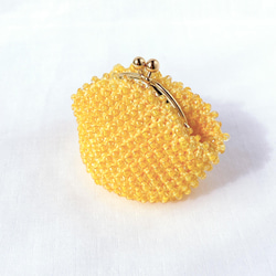 ビーズ がま口 小物入れ 小銭入れ ピルケース 黒 黄色 白 チャーム