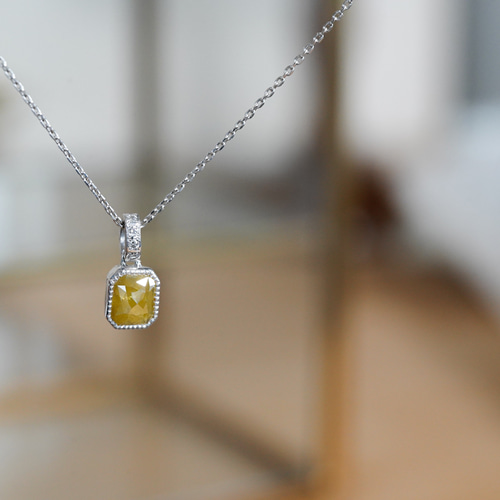 K18WG エメラルドカット ダイヤモンド ペンダント ネックレス 