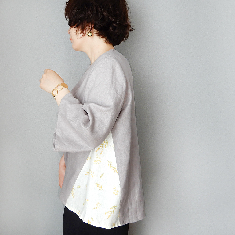 簡単にオシャレしたい！ 大人の切り替えフレアトップス（ブラウス） ミモザA -シンプル-